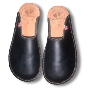 Duckfeet leather mules❤️❤️❤️